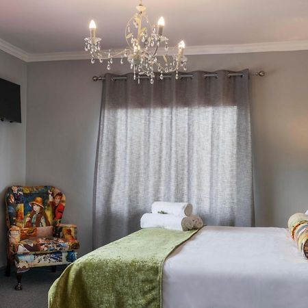 Villa Petit Jeffreys Bay Bagian luar foto