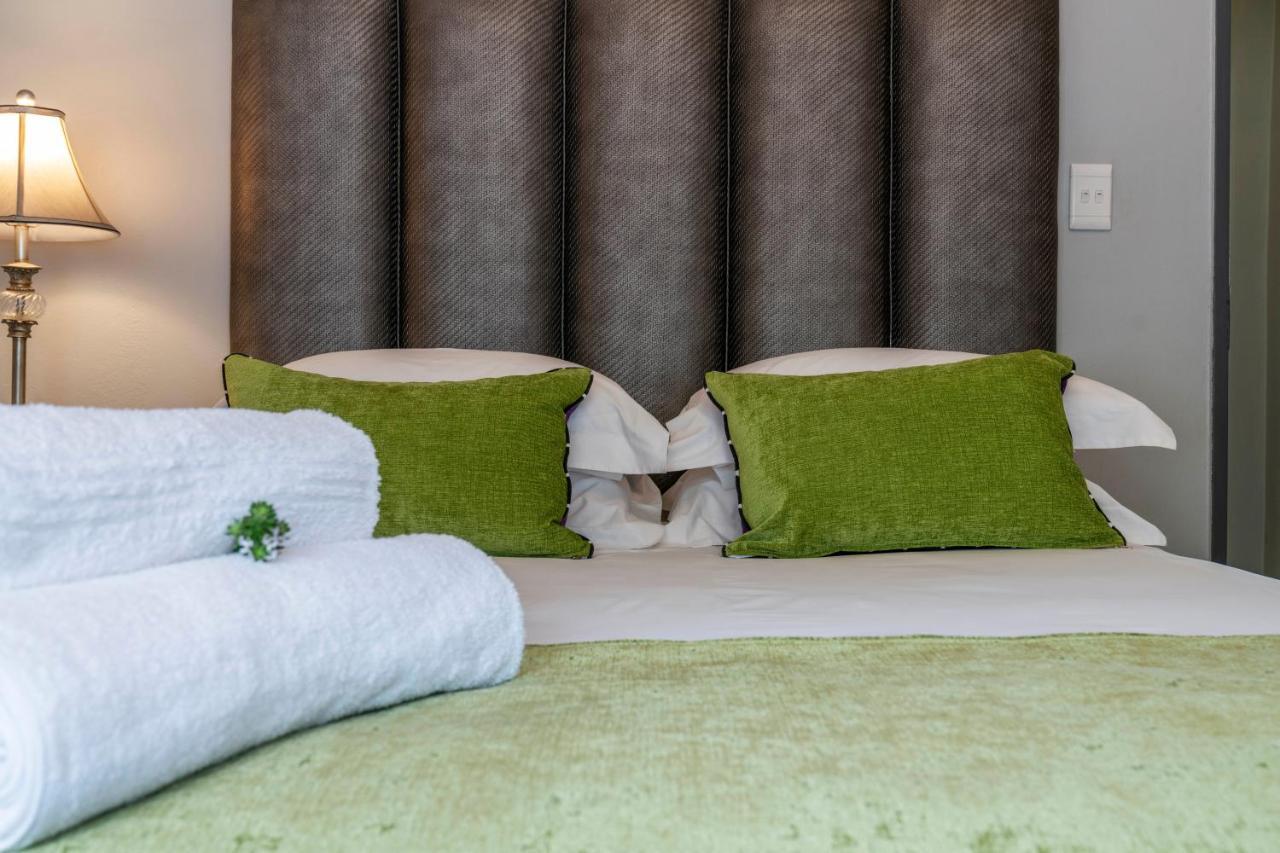 Villa Petit Jeffreys Bay Bagian luar foto