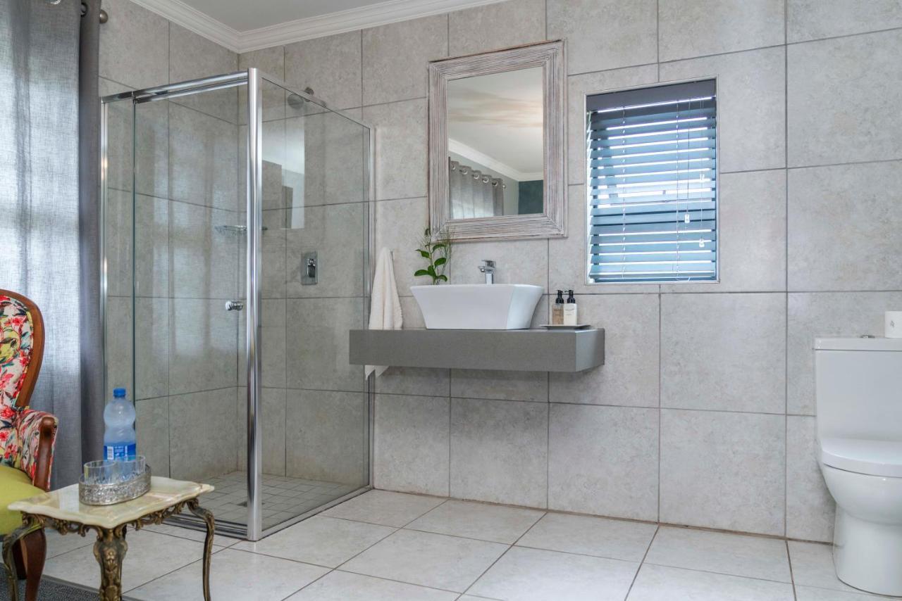Villa Petit Jeffreys Bay Bagian luar foto